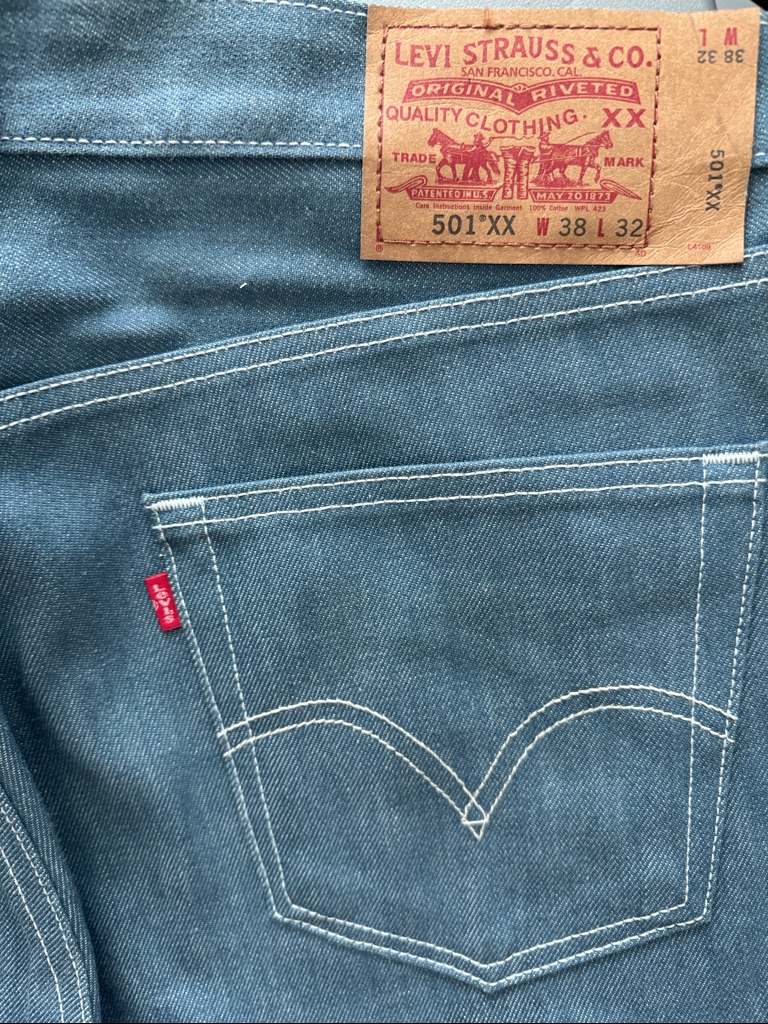 Levi's Men's Blue Straight Jeans With Red Tab